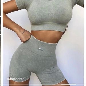 Bo+Tee Acid Wash Seamless Shorts